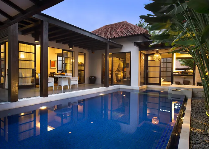Alaya Dedaun Kuta Villa Legian 